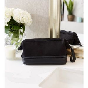 BÉIS Dopp Kit Toiletry Kit in Black